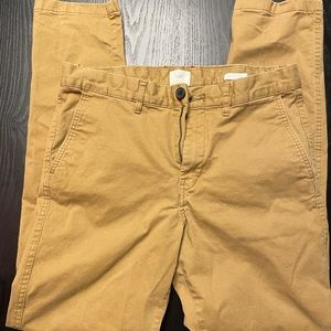Men’s khaki pants
